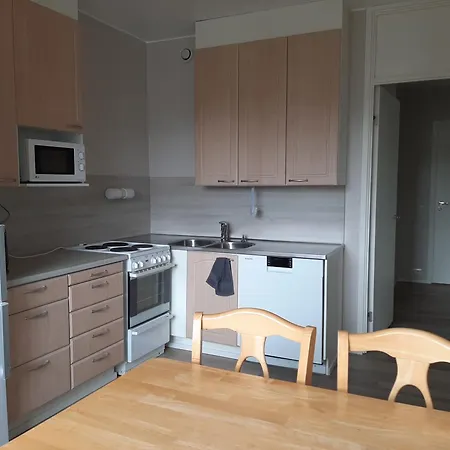 Ylimmaen Kerroksen Kolmio Toimintapuiston Vieressae Apartamento *