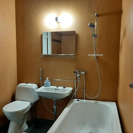 Ylimmaen Kerroksen Kolmio Toimintapuiston Vieressae Apartamento *